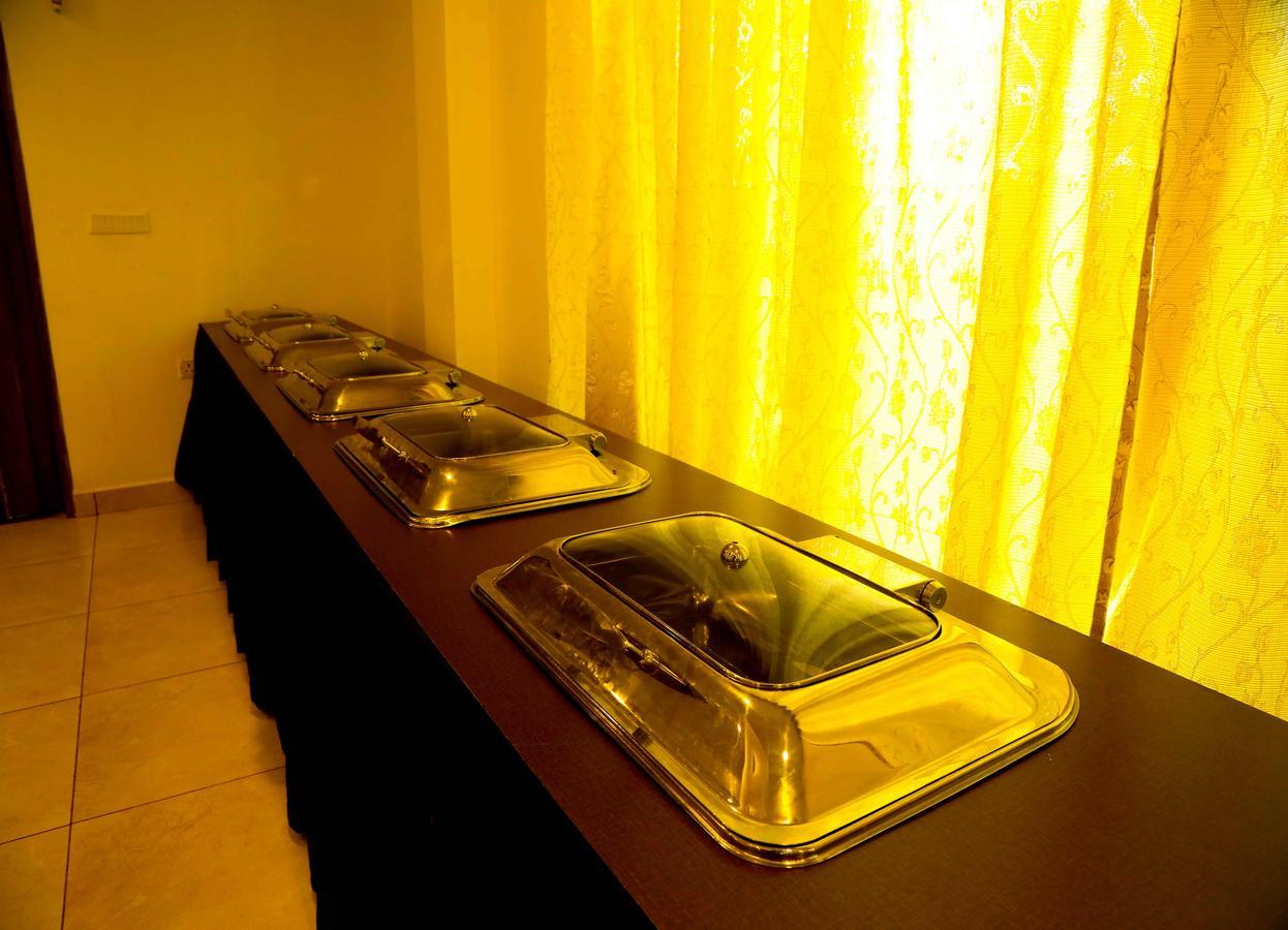 Hotel Queens Inn Velanganni Bagian luar foto